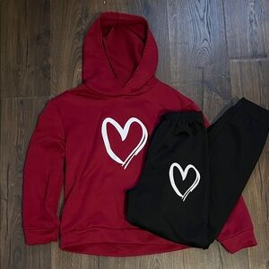 Burgundy and Black Heart Kids Jogs Set, SHEIN 11/12
